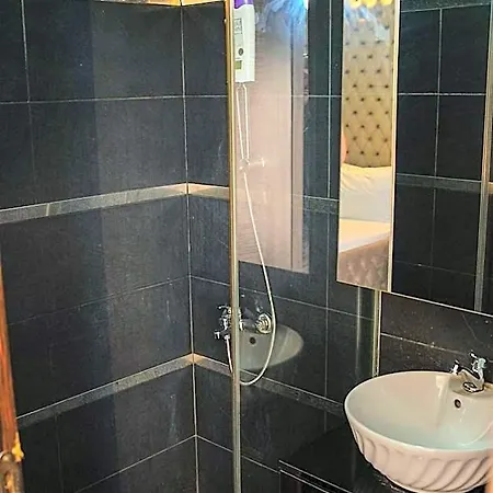Hotel Oemer Agah Bayrampasa Istanbul