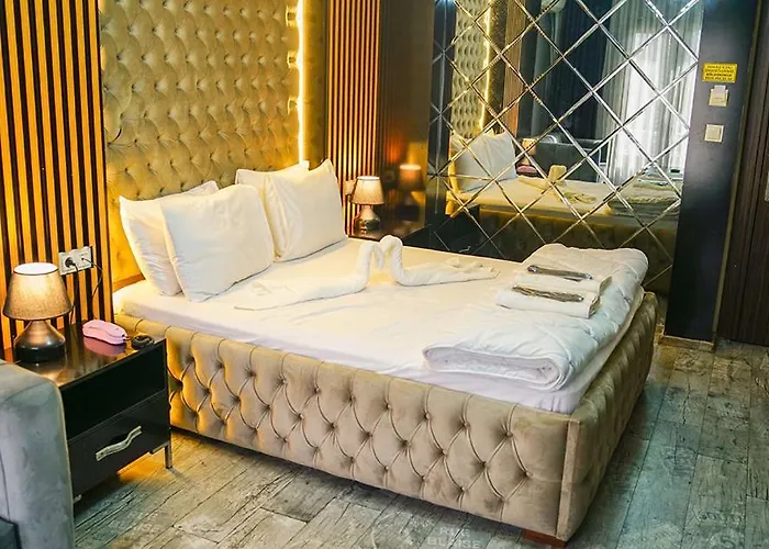 Oemer Agah Bayrampasa ホテル *